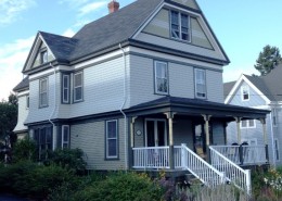 Maine Victorian colors